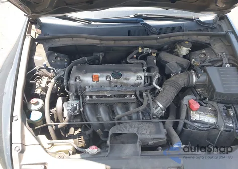 2010 Honda Accord 2.4 Lx из США, поврежденный, VIN 1HGCP2F30AA111649